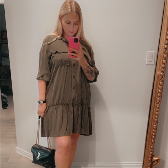 Meet your seller, Liz 💐 - Picture 2 of 7